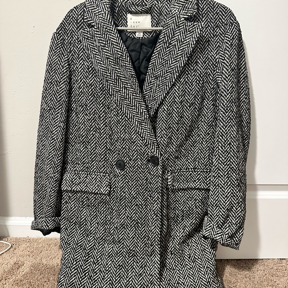 A New Day Black and White Trench Coat with Notched Lapel